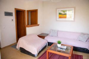 Loucas Home Kalloni Lesvos Central Stay w Balcony