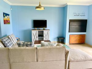 Family Beach House Retreat