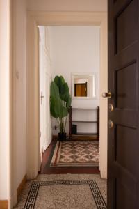 Stylish Apartment walking distance Duomo Mirable PM