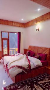 woodstock villa & cafe