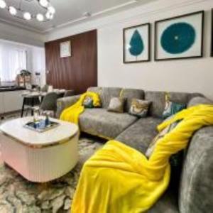 elegantly furnished two bedroom with amazing breathtaking city views ,swimming pool ,fully fitted gym and close proximity to major shopping malls and gourmet restaurants