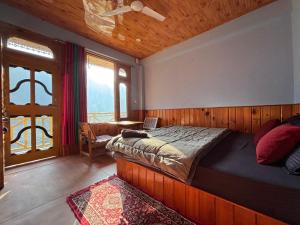 The Jibhi Mountain Retreat