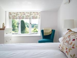4 Bed in Windermere oc-sz324