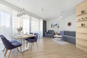 Klimatyzowany Apartament z Parkingiem i Spa Blisko Plaży by Noclegi Renters