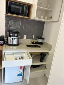 Studio em frente ao Hospital das Clinicas ZJ92