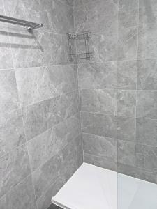 Amplio, Luminoso y Terraza privada con AC
