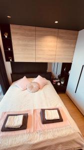 Sokolska Towers apartment with gym and sauna