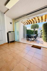 Clair de Plage Residence with swimming pool