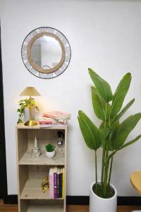 Haus of Twin- Cozy 2BR Condo, 4Beds near Airport