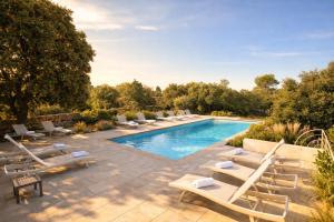 Ravissante Bastide Provencale 5 etoiles - Cadre idyllique - Piscine chauffée