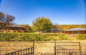 Stars and Stones Country Retreat