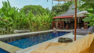 Casa De Joglo Uluwatu - Guest House