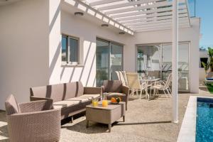 Villa Elite Blu Breeze by Ezoria Villas