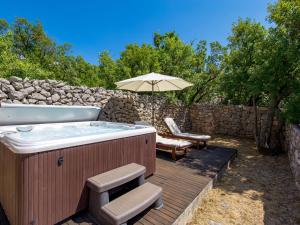 Holiday Home Tomiceva by Interhome