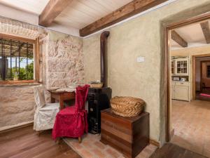 Holiday Home Tomiceva by Interhome