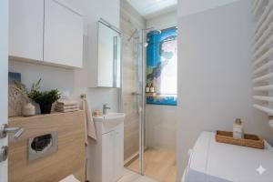 MiniStudio Naukowa 55 by VAYA STAYS