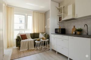 MiniStudio Naukowa 55 by VAYA STAYS