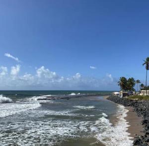 Casa em Jauá à beira mar