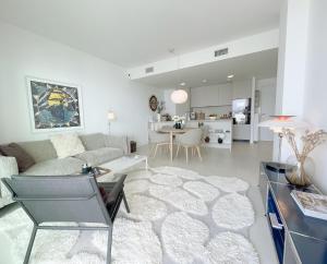 HigueronRentals Rainbow Hill