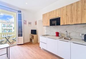 Nestor&Jeeves - COCON ALBERTI - Close city center - Balcony