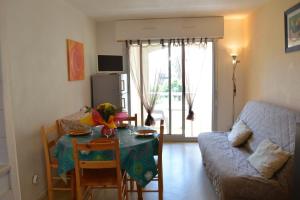 FS110-016 Appt 2 pièces 4 personnes FREJUS