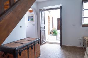 Elegant-Lindian Villa Marietta