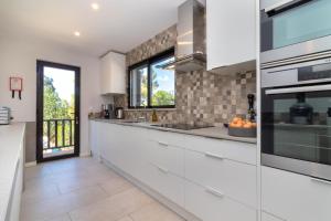 Casa Palmeiras Luxury Tranquil area BBQ Large Pool