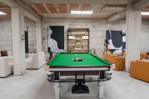 Sicilian Villa 5 BR Pool Jacuzzi Gym Sauna