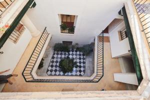 Apartment Mesón Cádiz by LiveWork