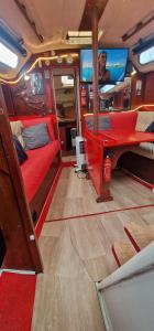 Ma Belle Lana, Voilier Privé, La Mer à Portée de Main