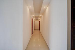 Hotel O Fabulous Ac deluxe rooms