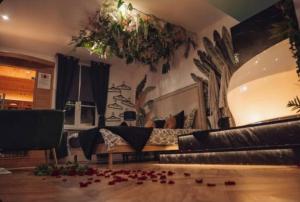 Spa-Sauna-Ciel de pluie tropicale-Champagne Nuit Romantique - Escapade Mâconnaise