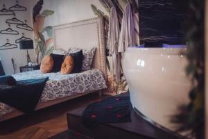 Spa-Sauna-Ciel de pluie tropicale-Champagne Nuit Romantique - Escapade Mâconnaise