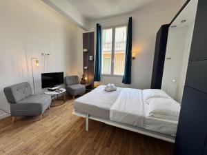 A G Cocon de Victor 2 - Grimaldi - Promenade des A