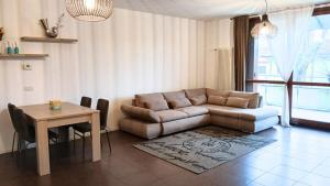 CN037 - Cesenatico, elegante trilocale con balcone e garage