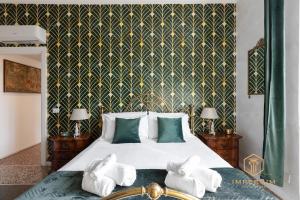 Imperium Penthouse - Private terrace, 2-4 pax, 2 minutes to metro, A-C