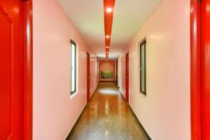 Hotel O Gnana S.R.M Residency