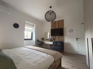 BugenVila , Central 3BR Home with Garden & BBQ