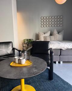 THE GREEN CHAIR Hoheluft - 140qm apartment for 6-8