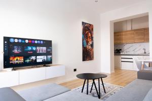 Barrikada-E Apartments
