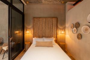 The Sandhaus Suite 1