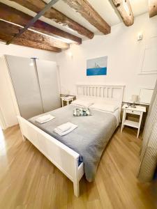 Canal view apartment