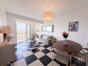 T3 lumineux à Six Fours, vue mer, garage