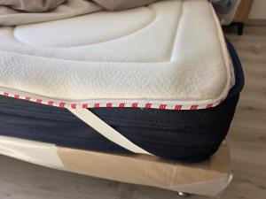 Studio avec balcon et vue panoramique sur le Cousson proche Thermes