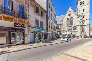 Le Petit Monge Ultra centre Place Emile Zola