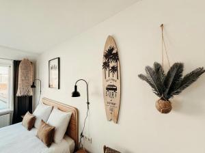 Multi-bedroom stay 9 Rooms near Beach