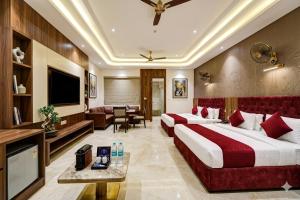 Hotel Peridot with Free Airport Pickup