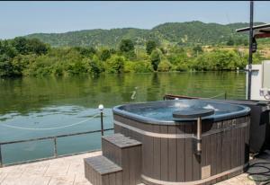 Pensiunea MALA House