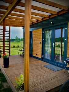 Cisy Resort-idealny dla gości ze zwięrzętami,ogrodzony teren na wyłączność,150 m od jeziora