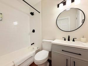 Private Pool Spacious 4BR Retreat Full Kitchen